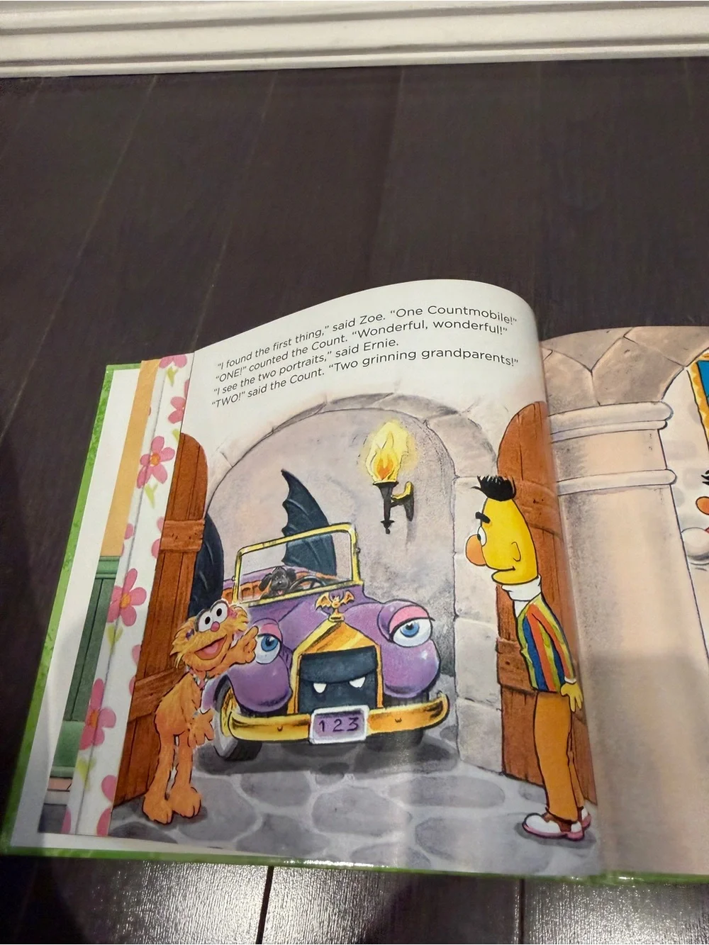 NWOT Sesame Street Elmo's Learning Adventure The Count's Castle Hardcover Book